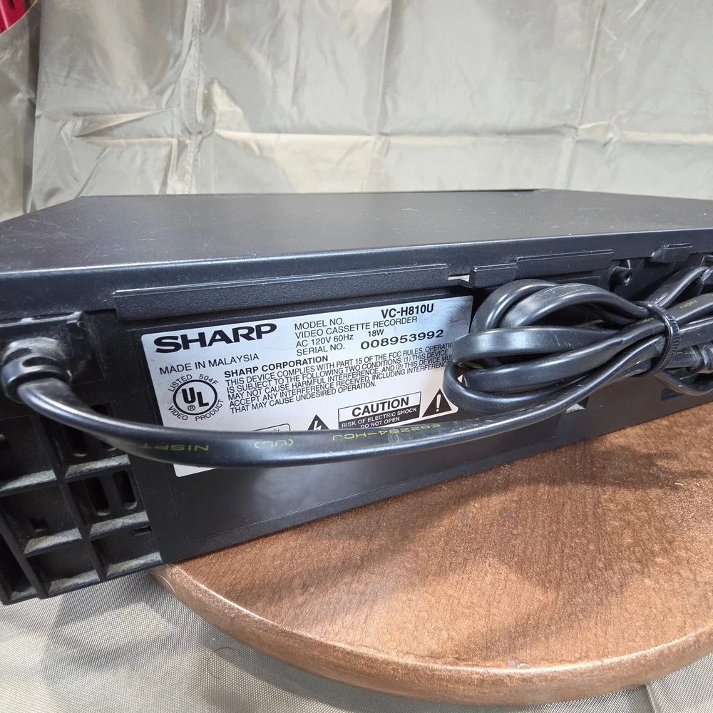 Sharp VC-H810U VCR 4-Head Hi-Fi Stereo VHS Player Super Picture Black